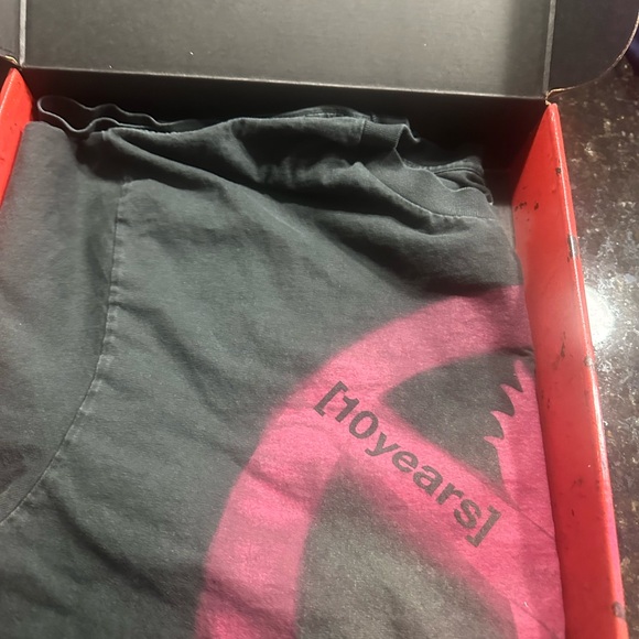 Travis Scott 10 Years Days Before Rodeo Box Set Shirt (Shirt + Box ONLY) - Picture 2 of 4